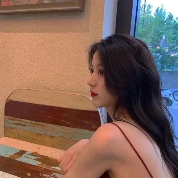 蜜蜂酿蜜